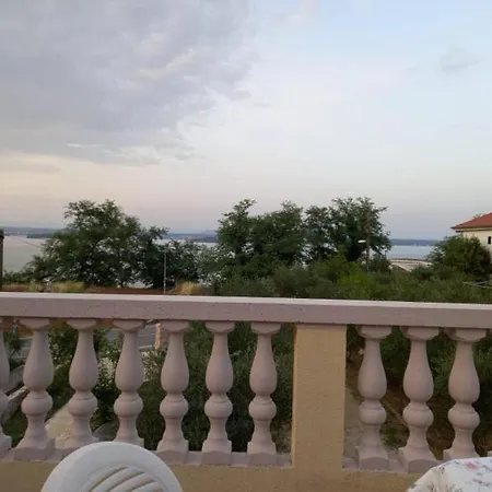 Apartman Kolona