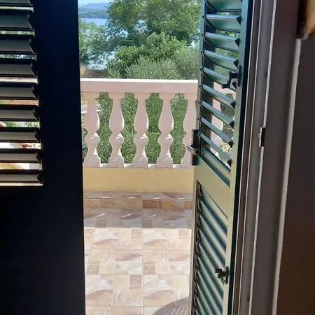 Kolona Apartman