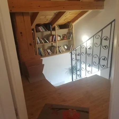 Apartman Kolona
