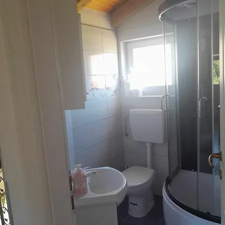 Apartman Kolona Tkon